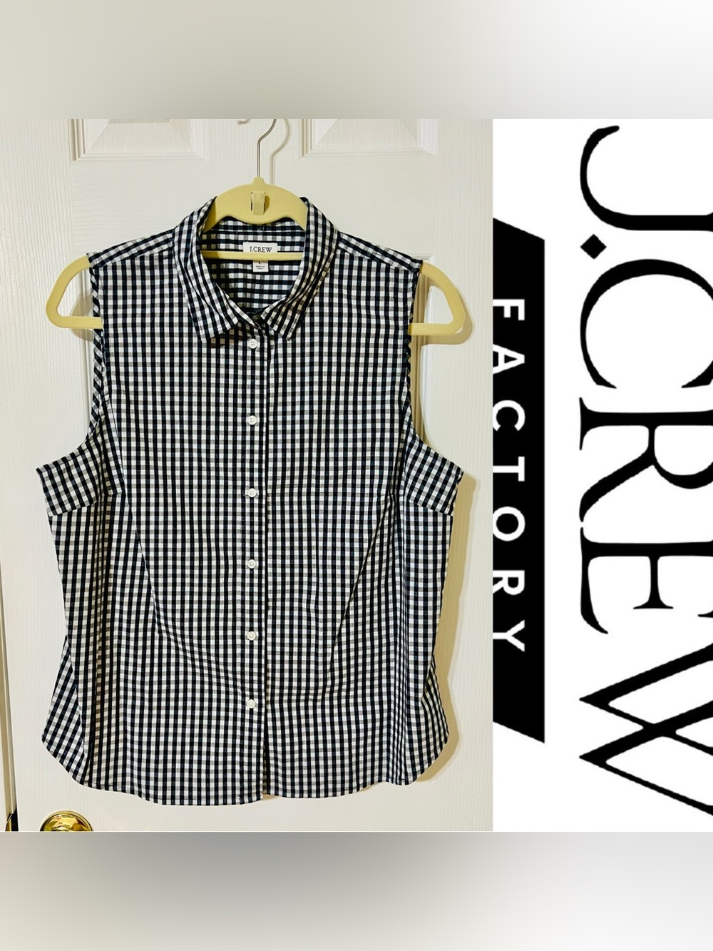 J. Crew Factory Navy/White Gingham Sleeveless Button Down-Sz L
